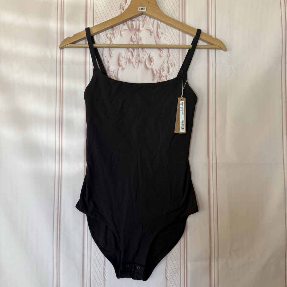 SKIMS Fits Everybody Maternity Bodysuit Onyx Black Sz XS NWT Built In Shelf Bra